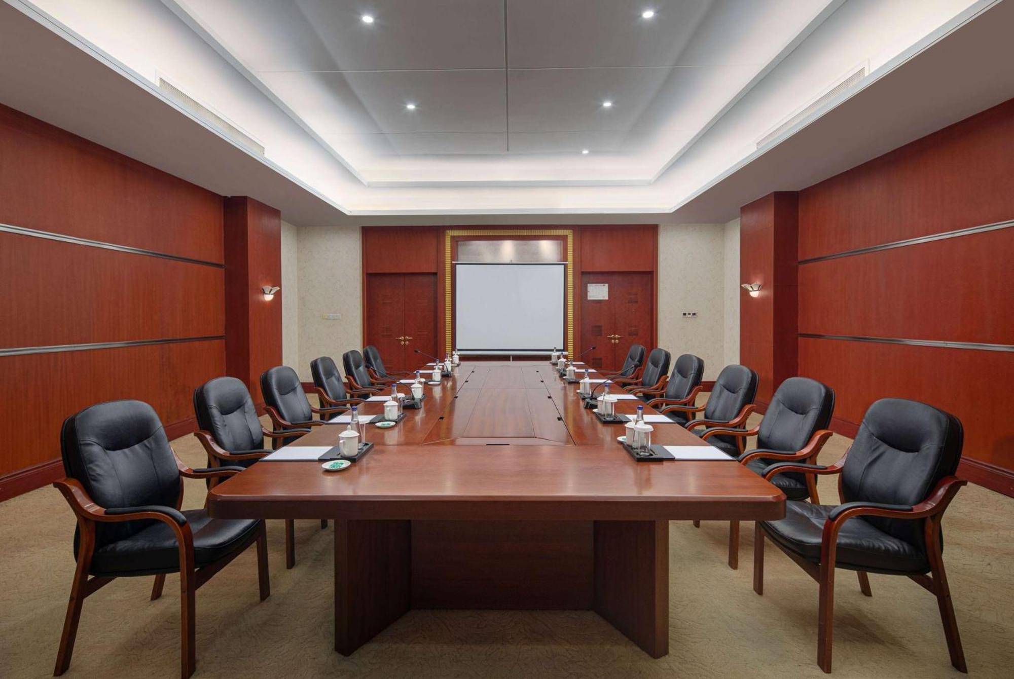 Ramada Plaza By Wyndham Chongqing West Hotel Bagian luar foto