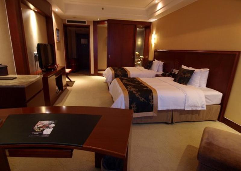 Ramada Plaza By Wyndham Chongqing West Hotel Bagian luar foto